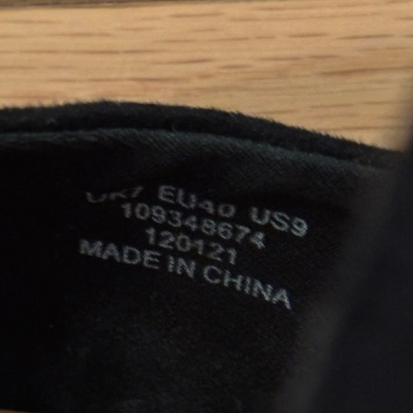 Not into these bought and never wore them. - Picture 6 of 6